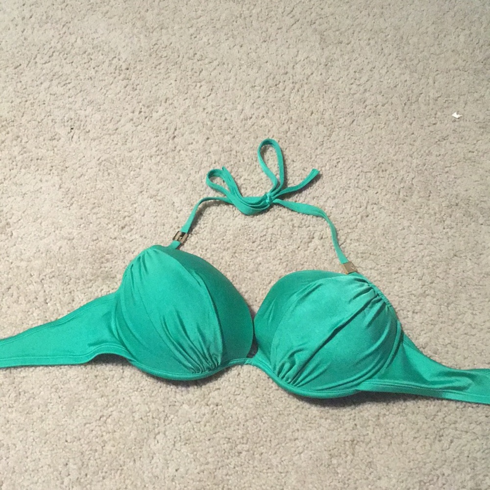 Victoria’s Secret bikini top